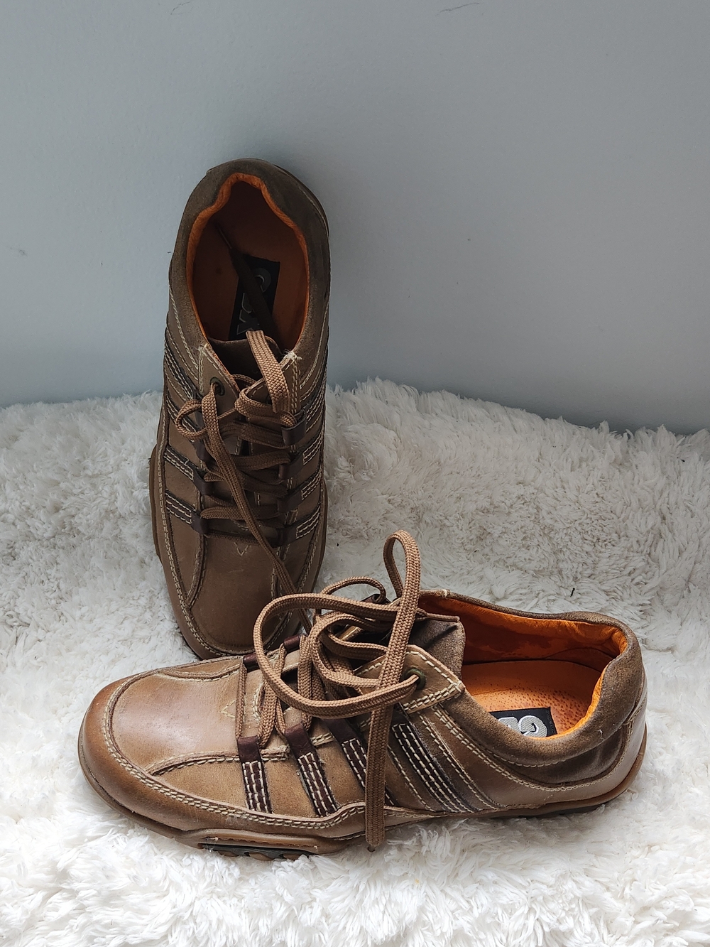 GBX Men's Brown Lace-Up Casual Sneakers with Orange Lining